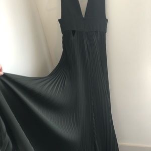 Uterque forest green cutout maxi dress